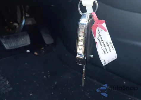 2020 Kia Forte Lxs z USA, uszkodzony, nr VIN 3KPF24AD6LE161915